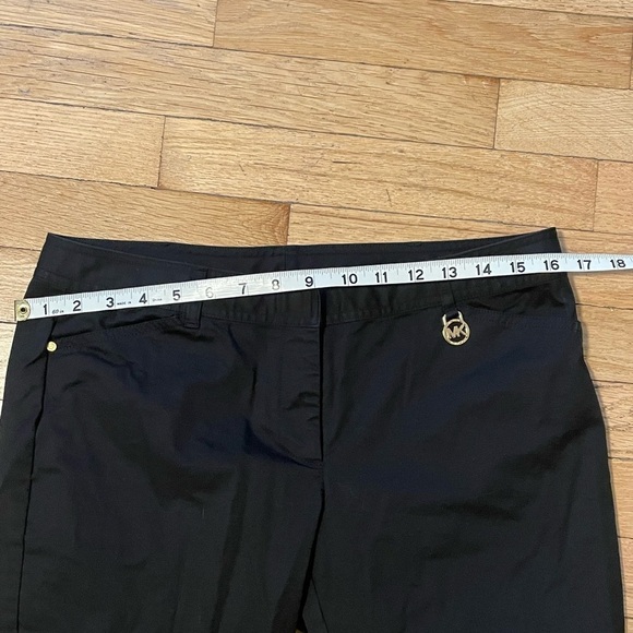 Women’s Cropped Black Michael Kors Capris 6 - Picture 5 of 6